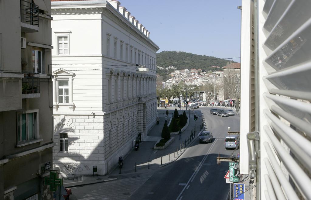 Damira Rooms Спліт Екстер'єр фото