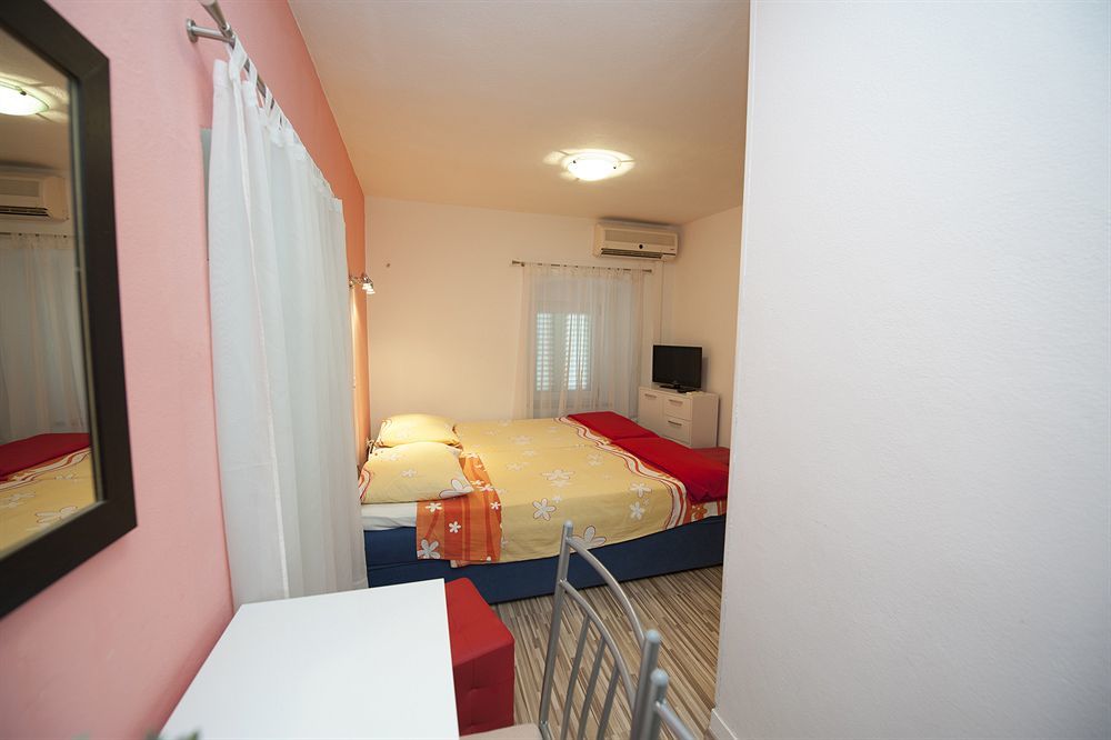 Damira Rooms Спліт Екстер'єр фото